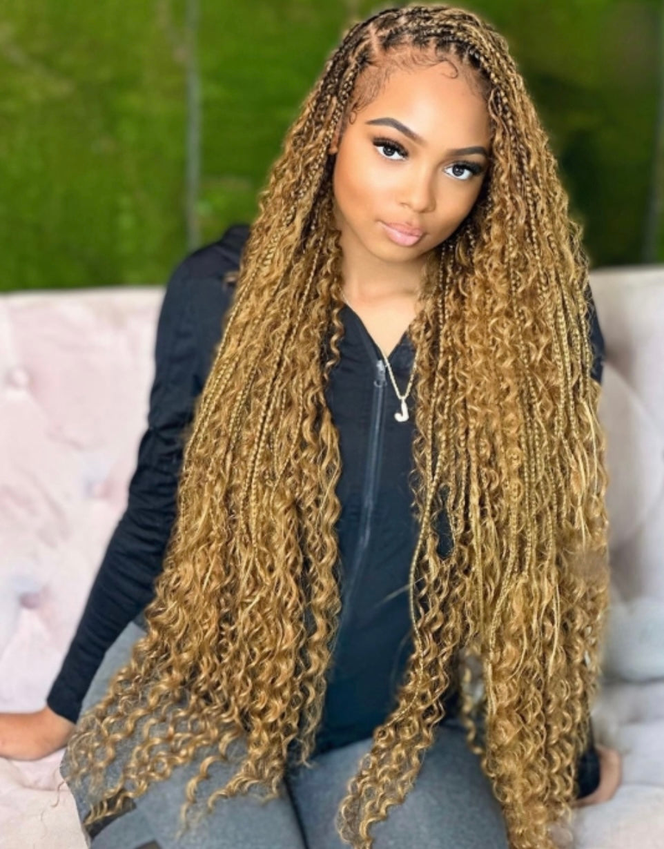Medium bohemian knotless braids